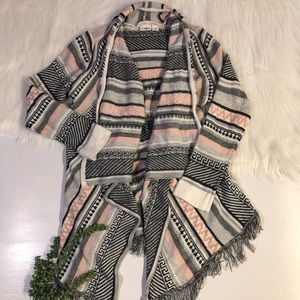 Cato Open Front Waterfall Fringe Cardigan | Large